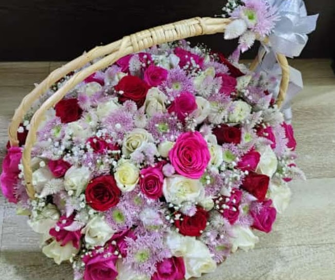 Red, Pink &amp; White Roses Mixed Flower Basket Arrangement
